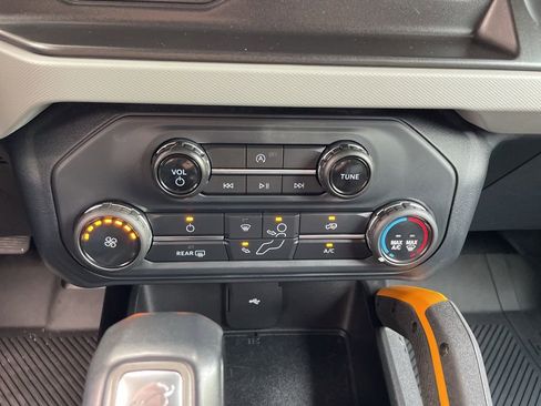 Certified 2022 Ford Bronco Badlands image 15