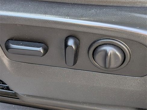 Used 2020 Chevrolet Silverado 1500 LT w/ All-Star Edition image 21