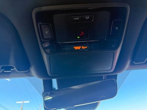 Used 2024 Toyota Grand Highlander AWD Hybrid image 22