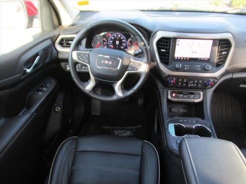 Used 2020 GMC Acadia Denali w/ Technology Package image 11