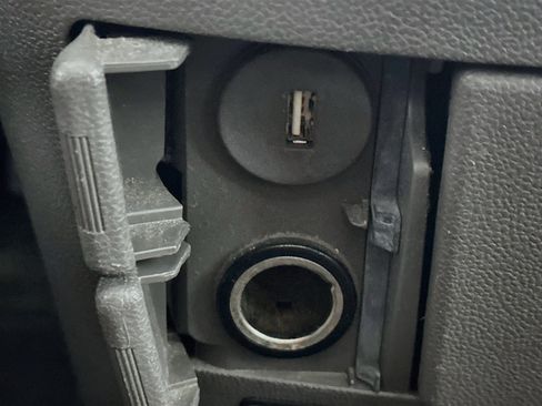 Used 2016 Honda Odyssey EX-L image 24
