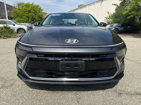 Used 2024 Hyundai Sonata SEL AWD/4WD image 2