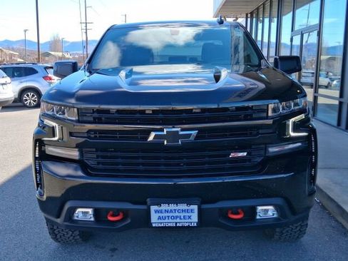Used 2021 Chevrolet Silverado 1500 LT Trail Boss image 3