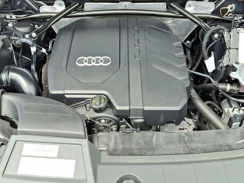 Used 2025 Audi Q5 2.0T Premium AWD/4WD image 29