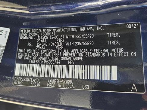 Used 2021 Toyota Highlander Platinum image 24