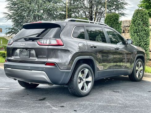 Used 2019 Jeep Cherokee Limited FWD image 5