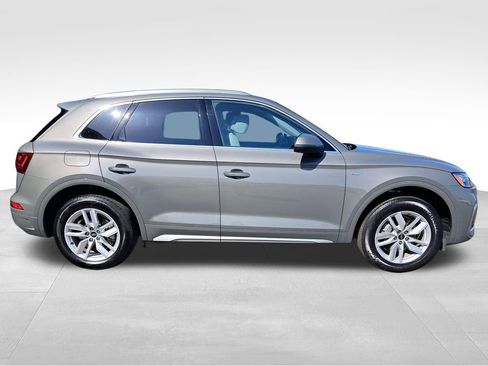 Used 2023 Audi Q5 2.0T Premium AWD/4WD image 5