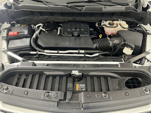 Certified 2024 Chevrolet Silverado 1500 LT AWD/4WD image 29