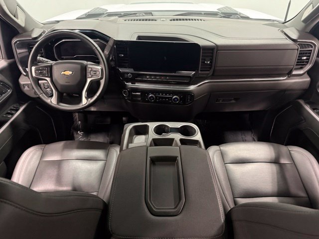Used 2024 Chevrolet Silverado 2500 LTZ AWD/4WD image 30