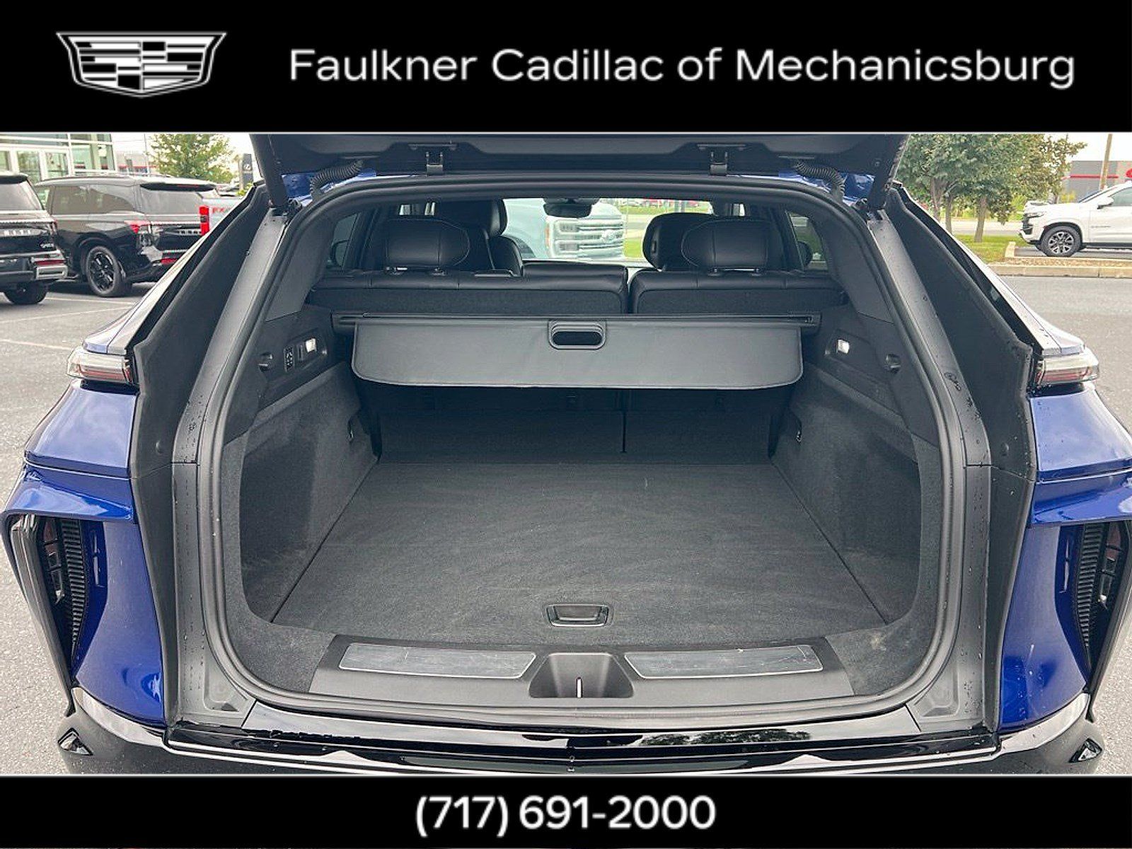 Used 2024 Cadillac Lyriq Sport AWD/4WD image 14