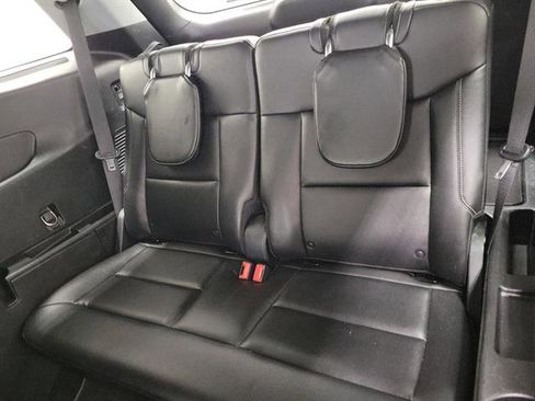 Used 2021 Ford Explorer XLT w/ Equipment Group 202A image 13