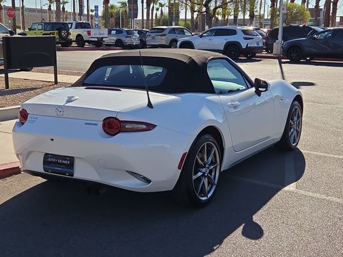 Used 2023 MAZDA MX-5 Miata Grand Touring w/ Weather Package RWD image 5
