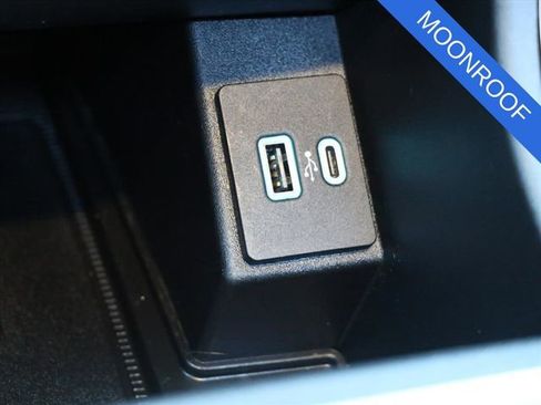 Used 2024 Ford Edge SEL w/ Convenience Package image 26