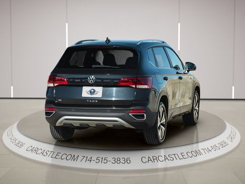 Used 2022 Volkswagen Taos SE FWD image 5