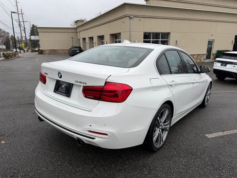 Used 2017 BMW 340i xDrive Sedan AWD/4WD image 7