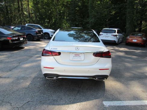 Used 2023 Mercedes-Benz E 350 Sedan image 6