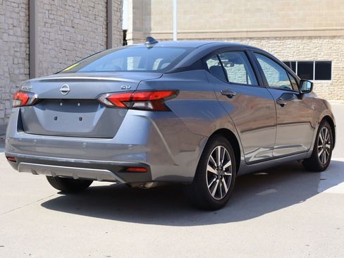 Used 2023 Nissan Versa SV FWD image 3