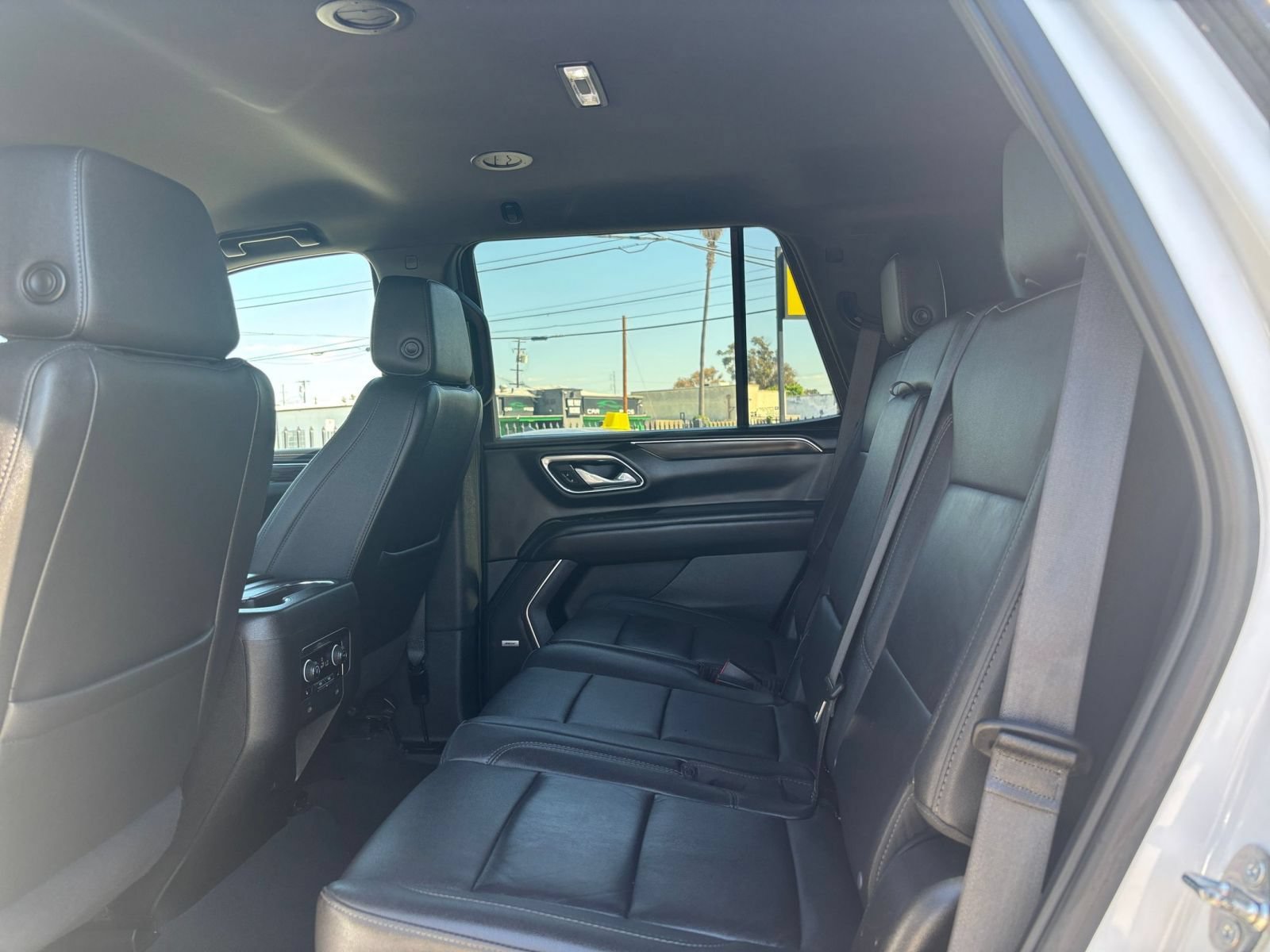 Used 2024 Chevrolet Tahoe LT w/ Luxury Package RWD image 27