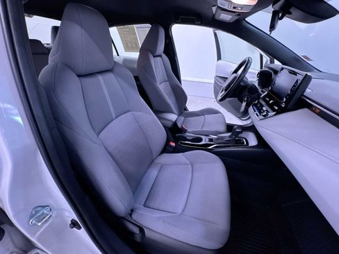 Used 2022 Toyota Corolla SE FWD image 35