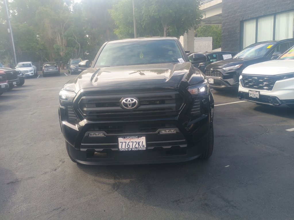 Used 2026 Toyota Tacoma SR5 AWD/4WD image 9
