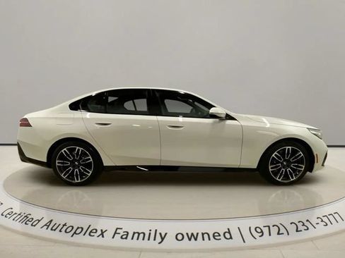 Used 2026 BMW 530i RWD image 6