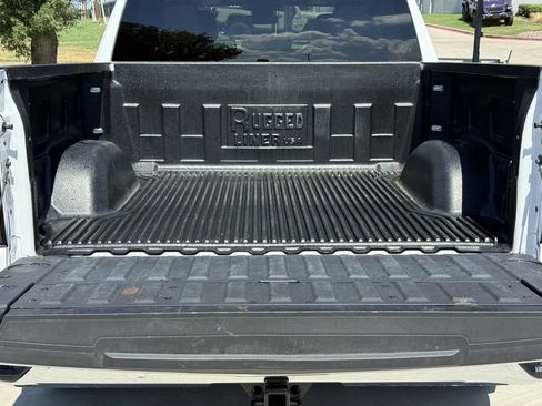 Used 2026 GMC Sierra 1500 SLT AWD/4WD image 29