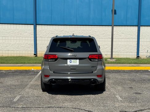 Used 2019 Jeep Grand Cherokee SRT w/ Trailer Tow Group IV image 6