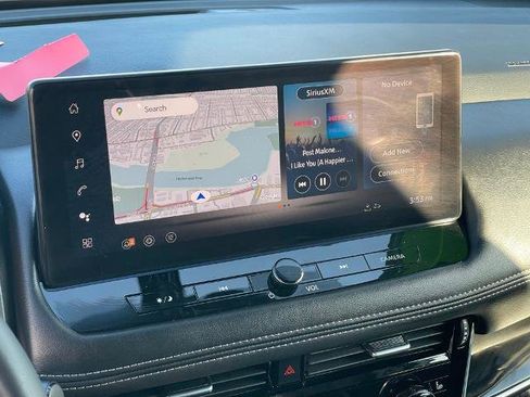 Certified 2024 Nissan Rogue SL w/ SL Premium Package image 18