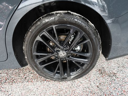 Used 2025 Toyota Camry SE w/ Convenience Package image 28