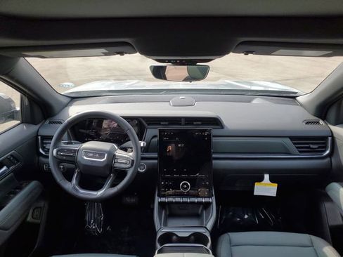 New 2026 GMC Terrain AT4 w/ Technology Package II image 23