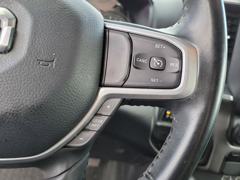 Used 2021 RAM 1500 Big Horn RWD image 24