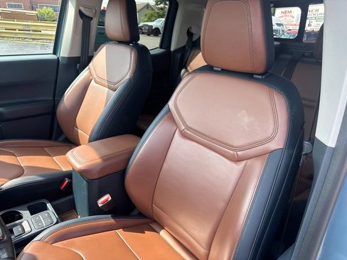 Used 2022 Ford Maverick Lariat w/ Lariat Luxury Package AWD/4WD image 12