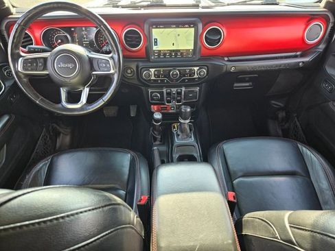 Used 2018 Jeep Wrangler Unlimited Rubicon w/ Uconnect 4C Nav & Sound Group image 17