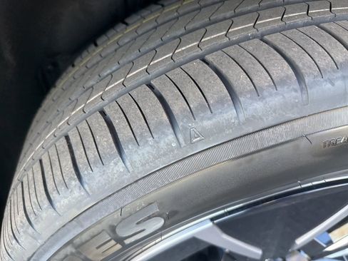 New 2026 Subaru Solterra Premium w/ Premium Convenience Package image 10