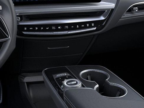 New 2026 Cadillac Lyriq V w/ Exterior Carbon Fiber Package image 23