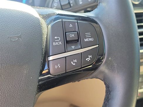 Used 2022 Ford Escape Titanium image 23