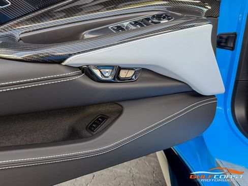 Used 2024 Chevrolet Corvette Z06 RWD image 22