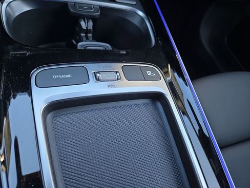New 2026 Mercedes-Benz GLB 250 4MATIC image 14