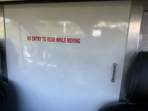 Used 2022 Ford Transit 350 DRW RWD image 23