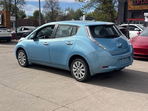 Used 2015 Nissan Leaf S w/ Charge Package FWD image 2