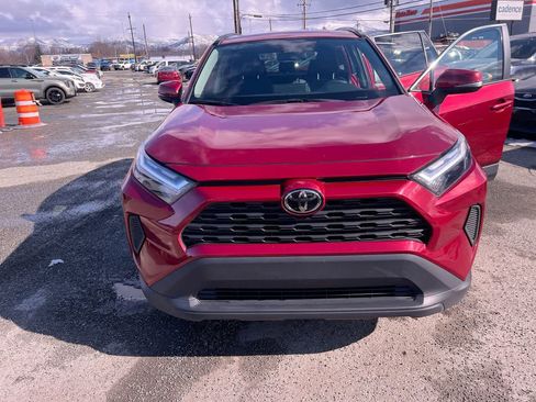 Used 2025 Toyota RAV4 XLE image 29