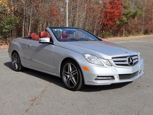 Used 2013 Mercedes-Benz E 350 Cabriolet image 3