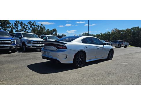 Used 2023 Dodge Charger R/T w/ Blacktop Package RWD image 6