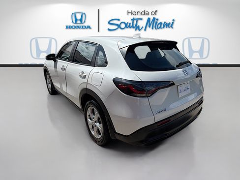 Used 2024 Honda HR-V LX image 5