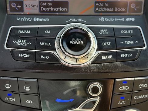 Used 2015 Hyundai Sonata Limited w/ Option Group 02 FWD image 19