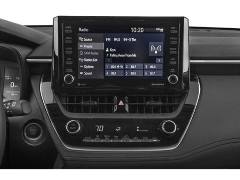 Used 2022 Toyota Corolla Cross LE w/ Moonroof Package AWD/4WD image 10