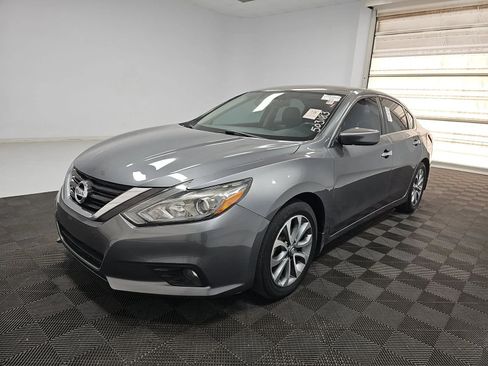 Used 2018 Nissan Altima 2.5 SR w/ SR Special Edition FWD image 1