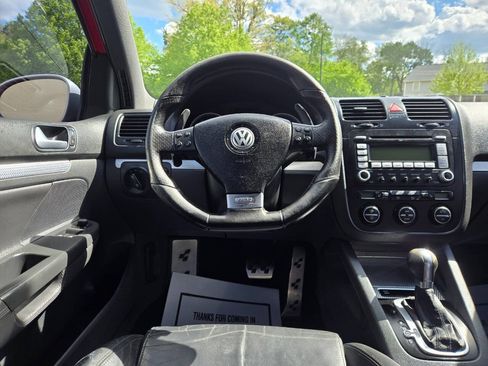 Used 2008 Volkswagen R32 AWD/4WD image 31