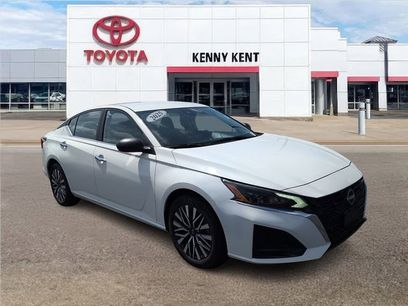 Used 2025 Nissan Altima 2.5 SV