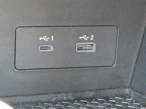 Used 2024 Nissan Pathfinder SV FWD image 24